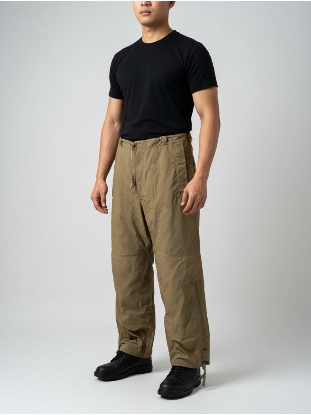 US military Men’s Gortex Waterproof outer shell Utility trousers in a solid tan